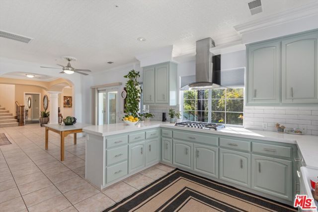 1751 Monte Vista Drive, Vista, CA 92084