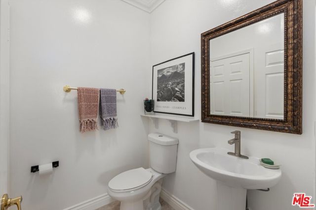 1751 Monte Vista Drive, Vista, CA 92084