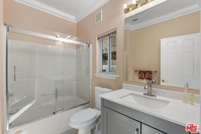 1751 Monte Vista Drive, Vista, CA 92084