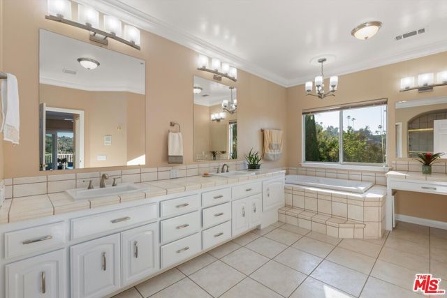 1751 Monte Vista Drive, Vista, CA 92084