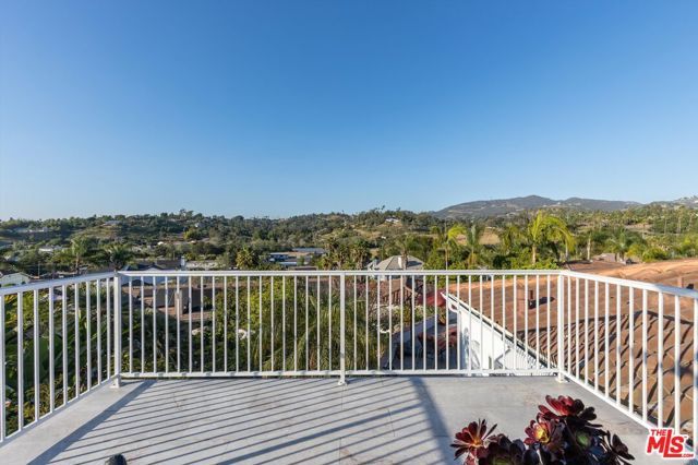 1751 Monte Vista Drive, Vista, CA 92084