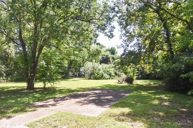 3920 Gober Road, Millbrook, AL 36054