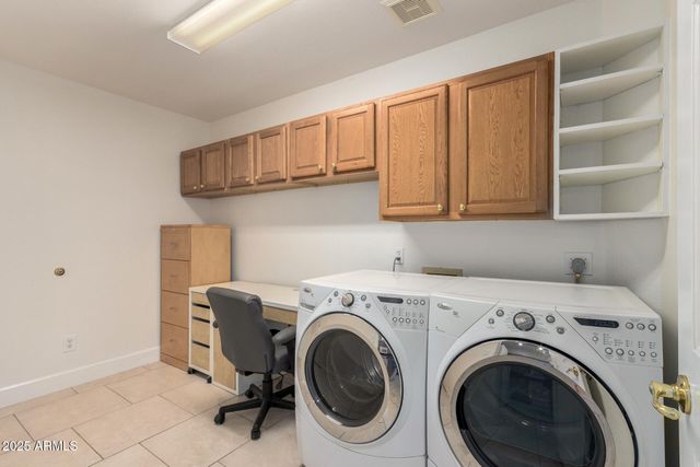 1410 E COUNTY DOWN Drive, Chandler, AZ 85249