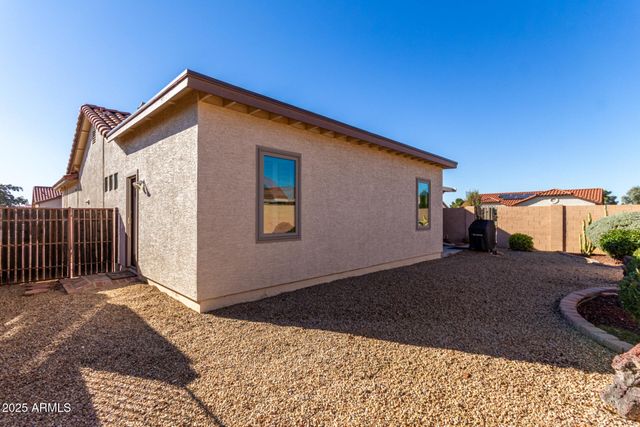 1410 E COUNTY DOWN Drive, Chandler, AZ 85249