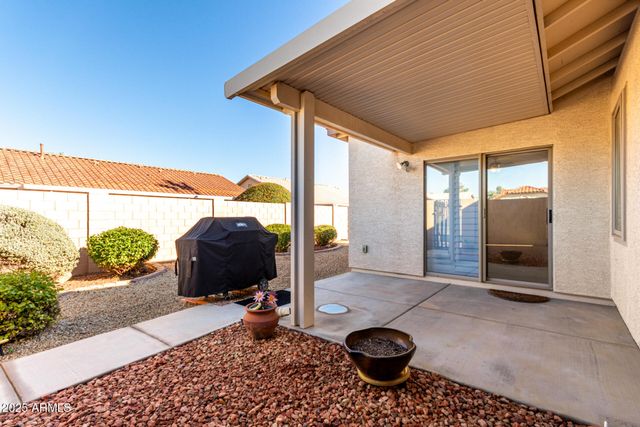 1410 E COUNTY DOWN Drive, Chandler, AZ 85249