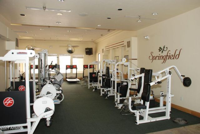 1410 E COUNTY DOWN Drive, Chandler, AZ 85249