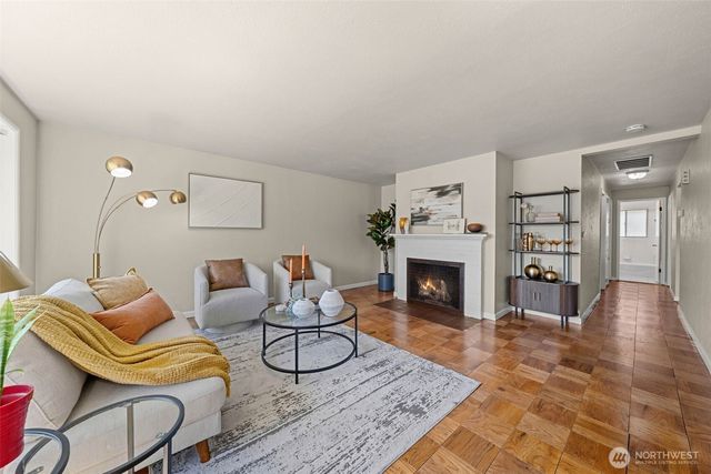 2306 N Shirley Street, Tacoma, WA 98406