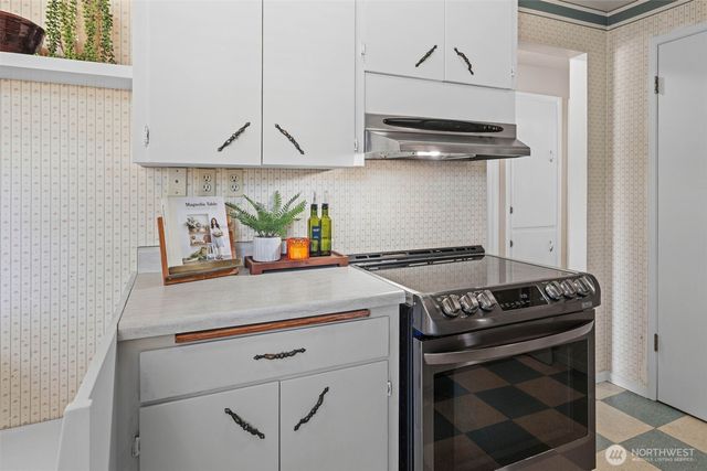 2306 N Shirley Street, Tacoma, WA 98406