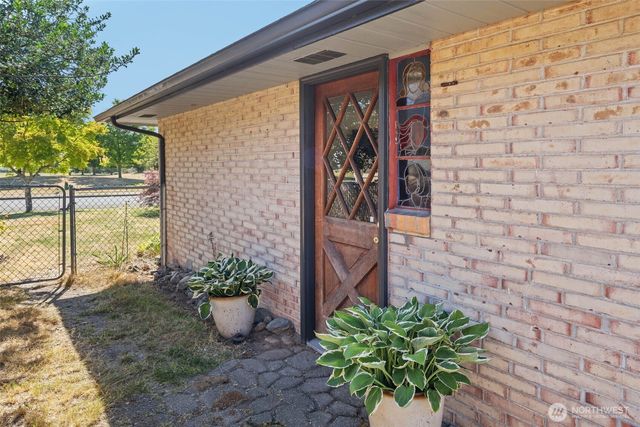 2306 N Shirley Street, Tacoma, WA 98406