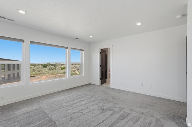 915 N EVELYN ST, Farmington, UT 84025
