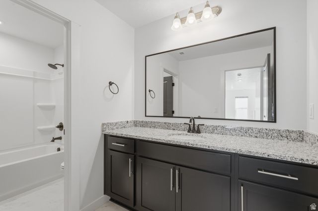 915 N EVELYN ST, Farmington, UT 84025