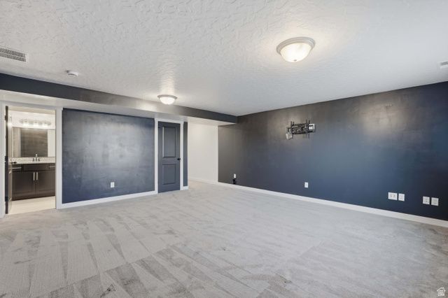 915 N EVELYN ST, Farmington, UT 84025