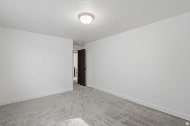 915 N EVELYN ST, Farmington, UT 84025