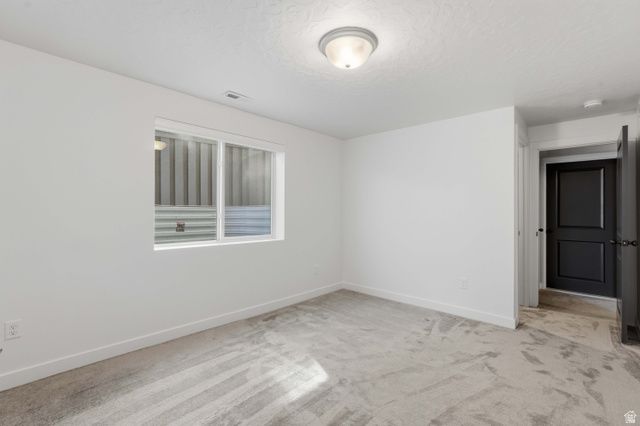915 N EVELYN ST, Farmington, UT 84025