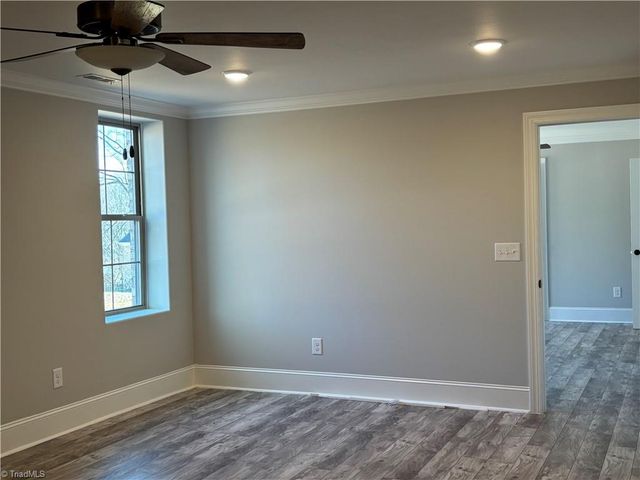 5477 Meadowlark Court, Winston-salem, NC 27106