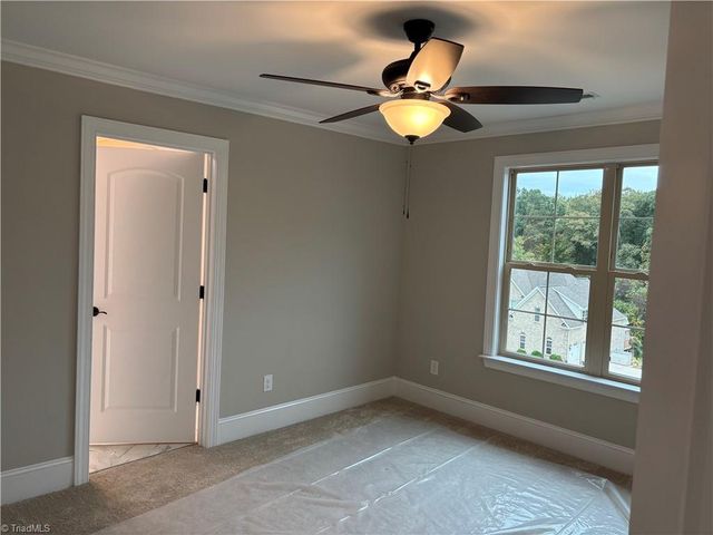 5477 Meadowlark Court, Winston-salem, NC 27106