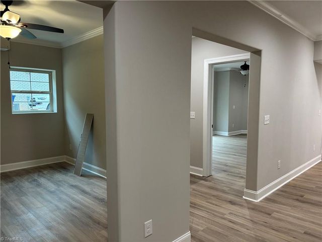 5477 Meadowlark Court, Winston-salem, NC 27106