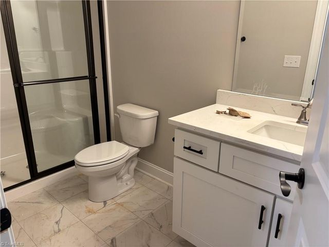 5477 Meadowlark Court, Winston-salem, NC 27106