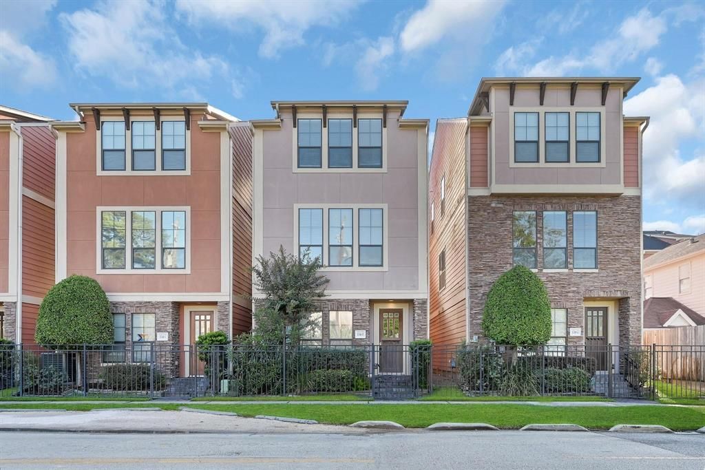 1046 W 23rd Street H, Houston, TX 77008