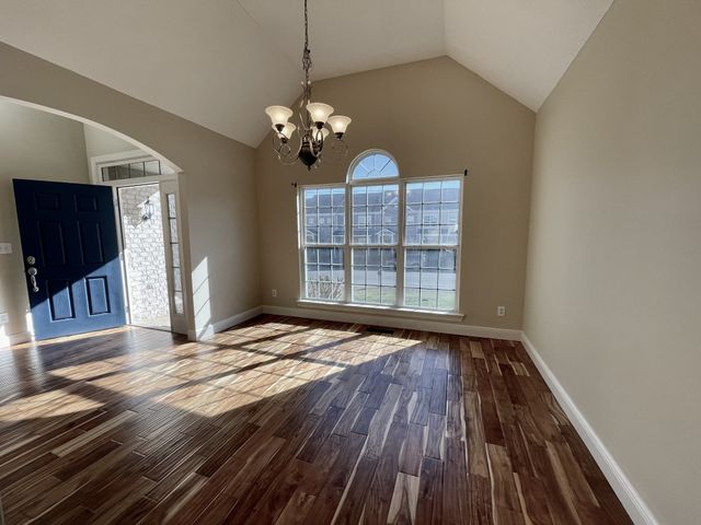 6724 Sunnywood Dr, Nashville, TN 37211