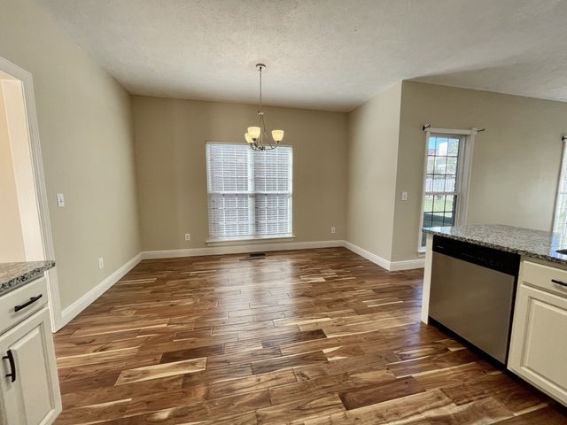 6724 Sunnywood Dr, Nashville, TN 37211