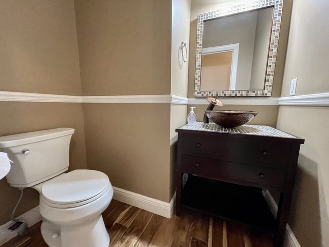 6724 Sunnywood Dr, Nashville, TN 37211