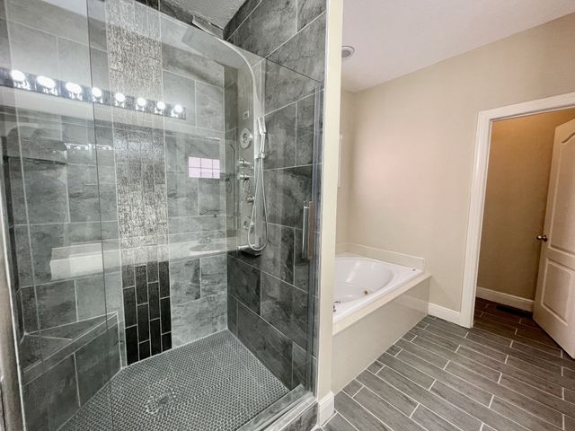 6724 Sunnywood Dr, Nashville, TN 37211