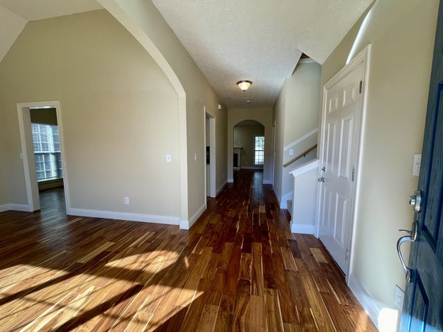 6724 Sunnywood Dr, Nashville, TN 37211