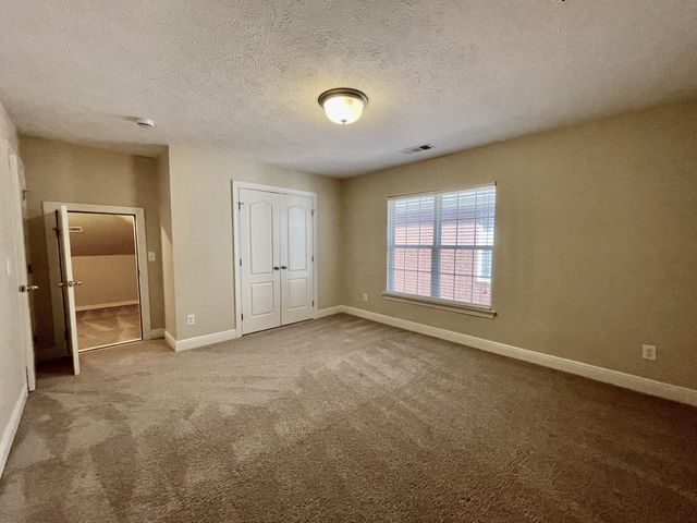 6724 Sunnywood Dr, Nashville, TN 37211