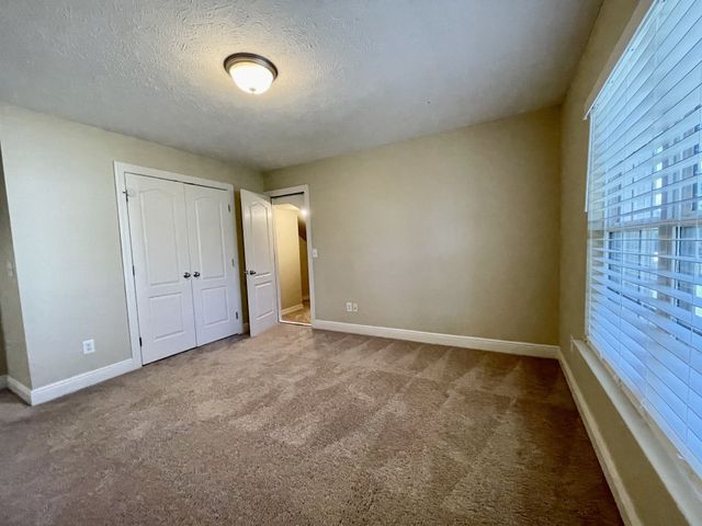 6724 Sunnywood Dr, Nashville, TN 37211