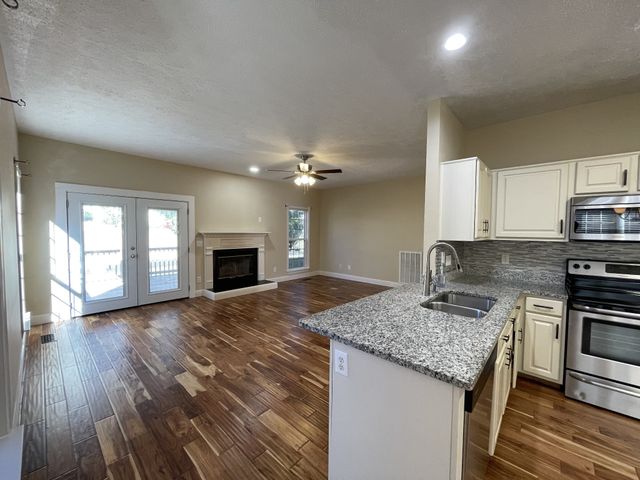 6724 Sunnywood Dr, Nashville, TN 37211