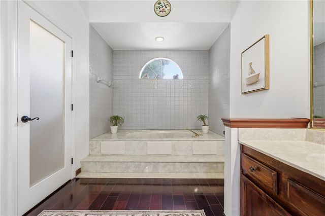 9211 HIDDEN BAY LANE, Orlando, FL 32819