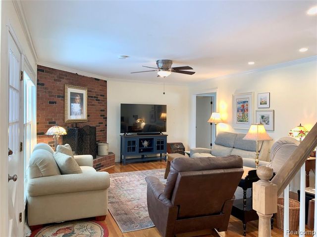 5113 Candlewood Drive, Grand Blanc, MI 48439