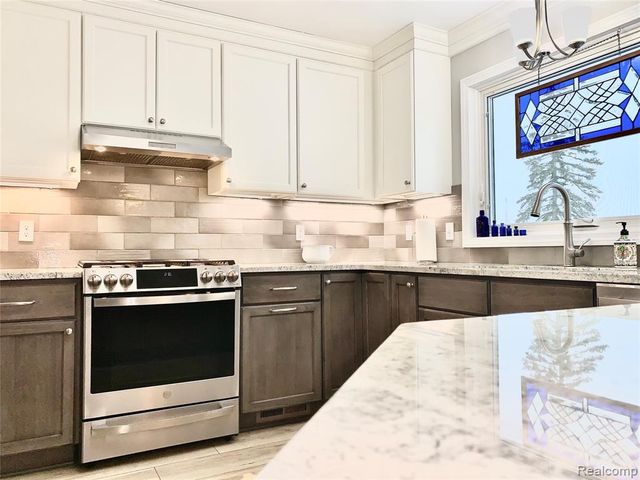 5113 Candlewood Drive, Grand Blanc, MI 48439