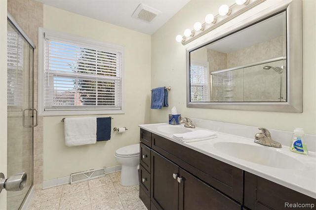 5113 Candlewood Drive, Grand Blanc, MI 48439