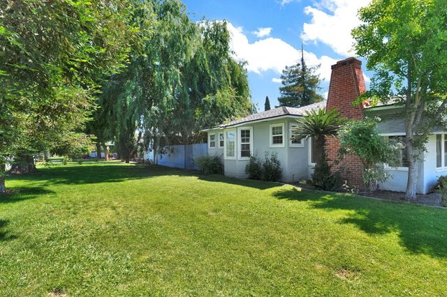 200 Lyons Street, Madera, CA 93638