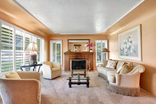 200 Lyons Street, Madera, CA 93638