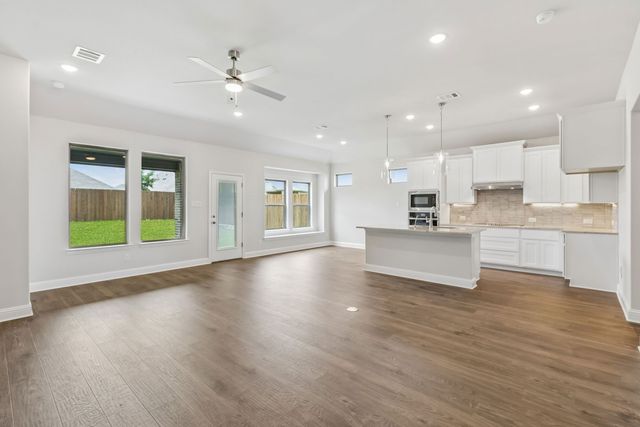 4552 Sweet Clover Lane, Fort Worth, TX 76036