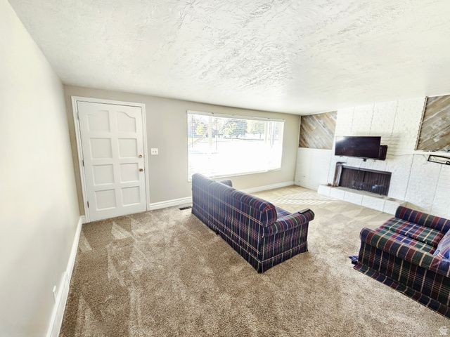 2410 W 11400 S, South Jordan, UT 84095