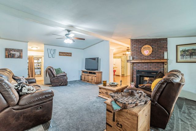 13589 Sam Reynolds Road, Justin, TX 76247