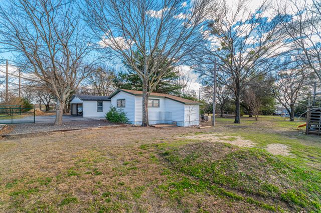 13589 Sam Reynolds Road, Justin, TX 76247