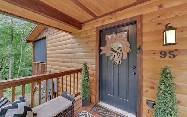 95 Deer Valley Lane, Murphy, NC 28906