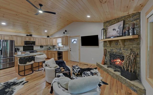 95 Deer Valley Lane, Murphy, NC 28906