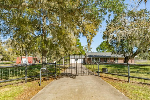 1133 Fm 1459 Road, Sweeny, TX 77480