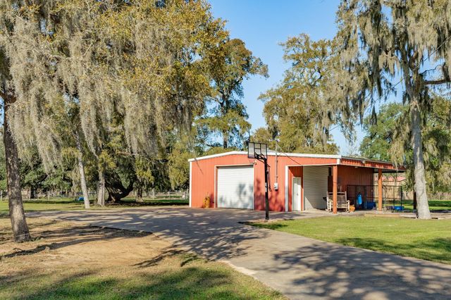 1133 Fm 1459 Road, Sweeny, TX 77480