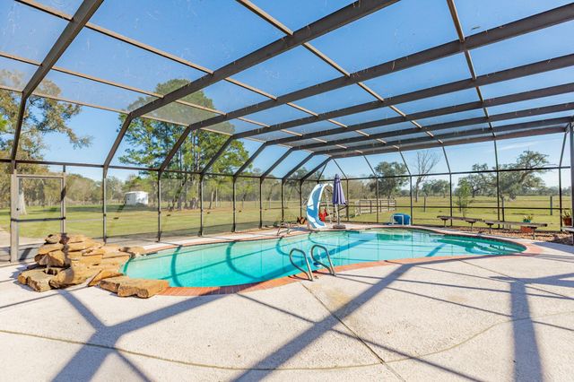 1133 Fm 1459 Road, Sweeny, TX 77480