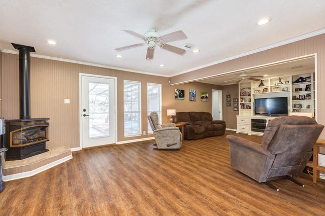 1133 Fm 1459 Road, Sweeny, TX 77480