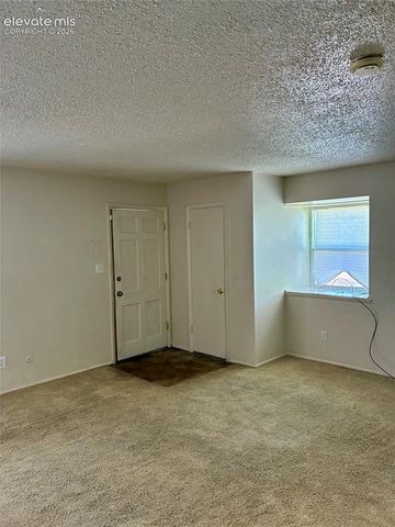 3035 E Fountain Boulevard, Colorado Springs, CO 80910