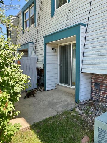 3035 E Fountain Boulevard, Colorado Springs, CO 80910