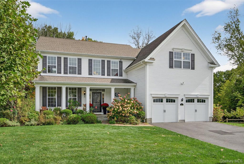 21 W Tilden Place, Hopewell Junction, NY 12533